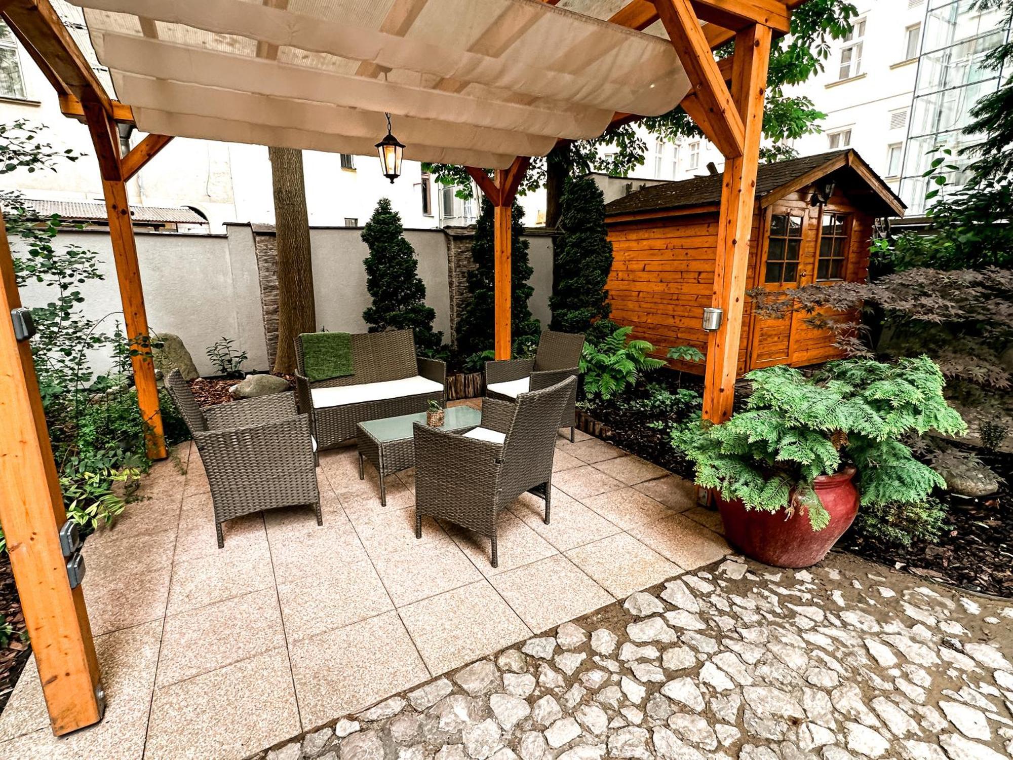 Alfons Boutique Hotel Πράγα Εξωτερικό φωτογραφία